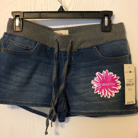 Wishful Park Other - NEW Wishful Park Shorts Size M